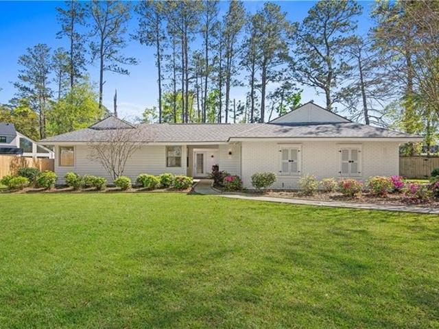 House for sale in Mandeville, Louisiana