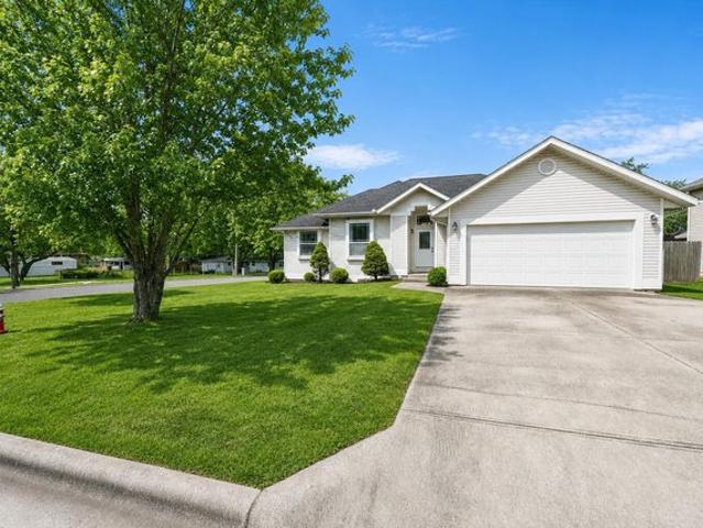 House for sale in Barry, Missouri