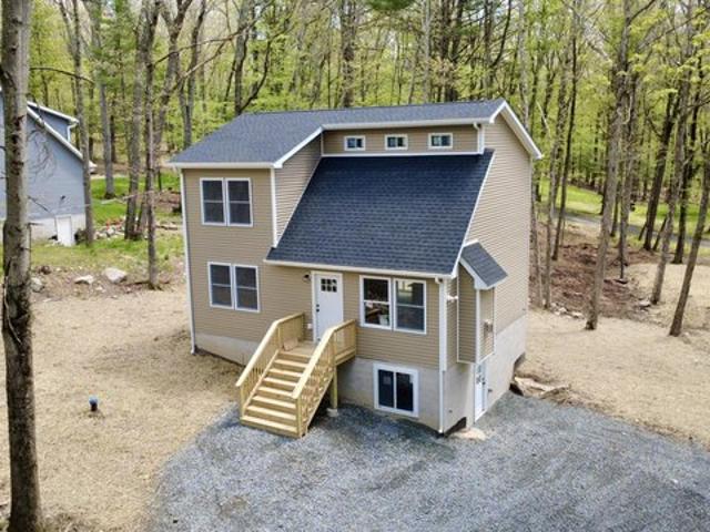 House for sale in Shohola, Pennsylvania