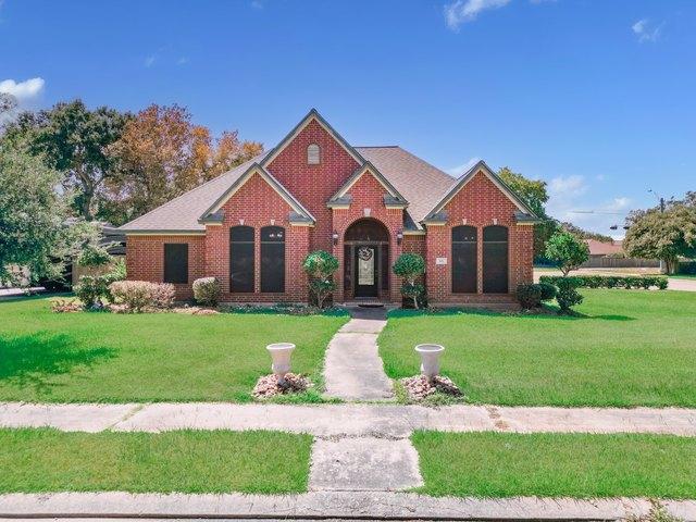 House for sale in Clute, Texas