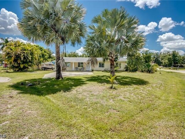 House for sale in Habitat for Humanity Housing, North Fort Myers