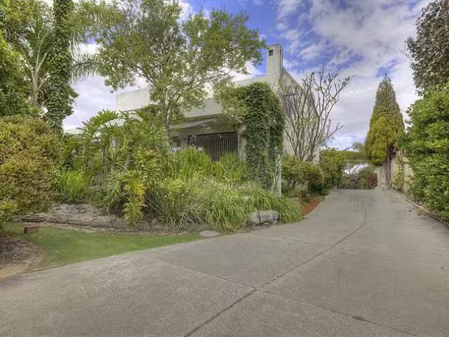 House for rent in Rossmoyne, Western Australia