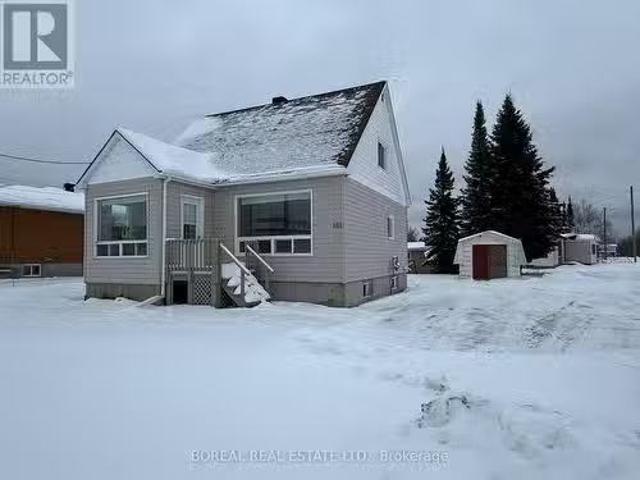 House for sale in Smooth Rock Falls, Ontario