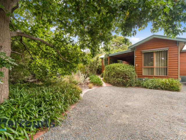 Apartment for rent in Camerons Creek, Victoria