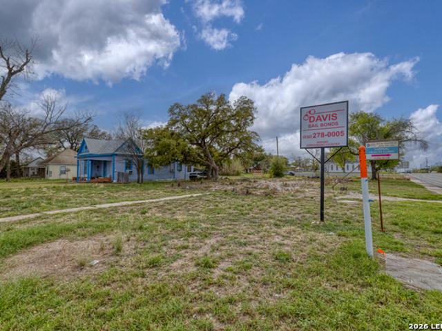 Property for sale in Sabinal, Texas