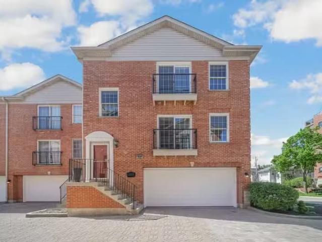 House for rent in Arlington Heights