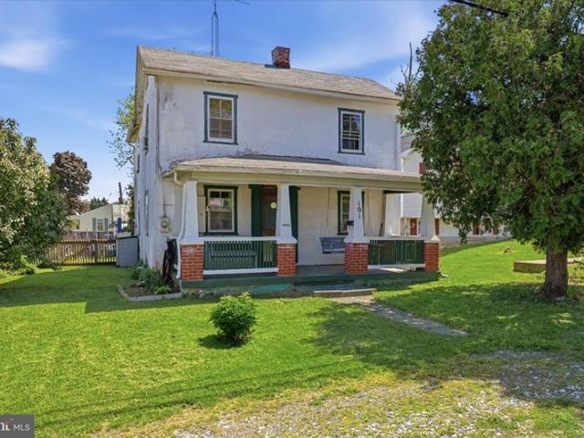 House for sale in Kearneysville, West Virginia