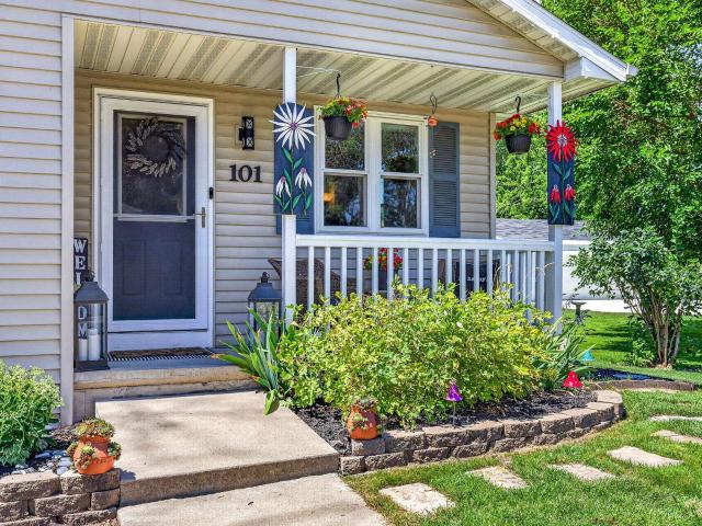House for sale in Neenah, Wisconsin