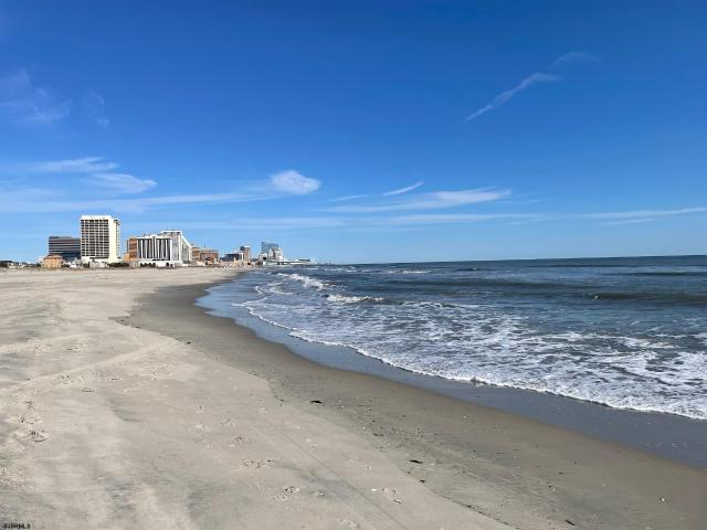 Condo for sale in Atlantic City, New Jersey