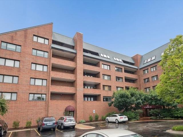 Condo for sale in Park Ridge, Illinois
