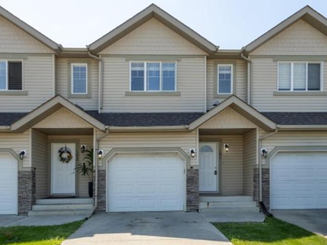 Townhouse for sale in Stony Plain, Alberta