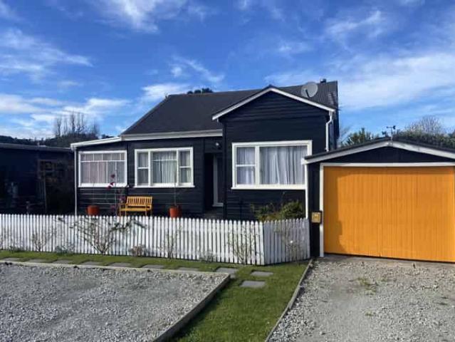 House for rent in East Coast