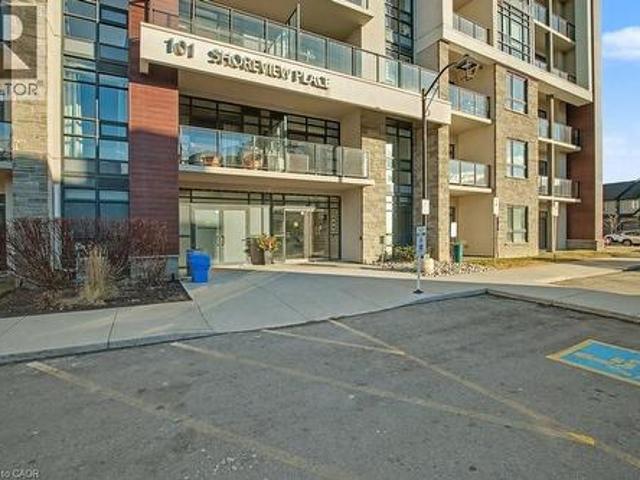 Condo for sale in Ancaster, Ontario