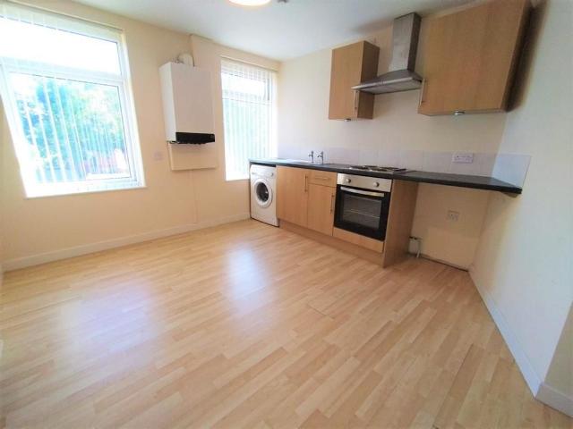Apartment for rent in Sheffield Lane Top, Firth Park