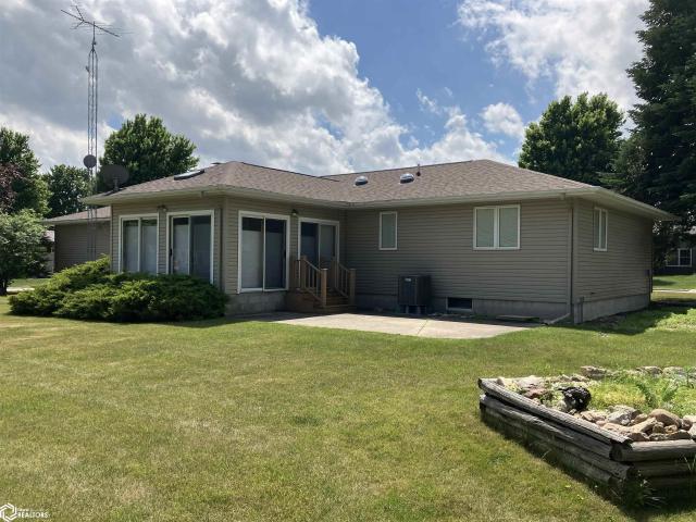 House for sale in Sheffield, Iowa