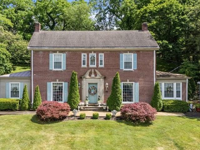 House for sale in Bluefield, West Virginia