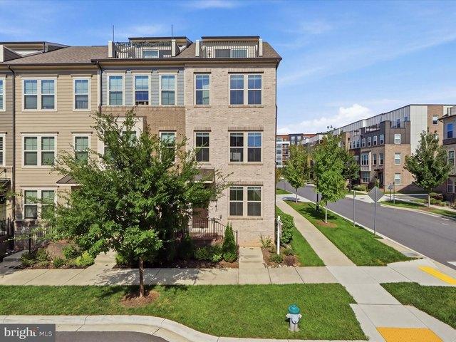 Townhouse for sale in Gaithersburg, Maryland