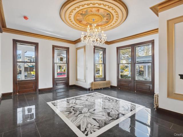 House for sale in Mount Vernon, New York
