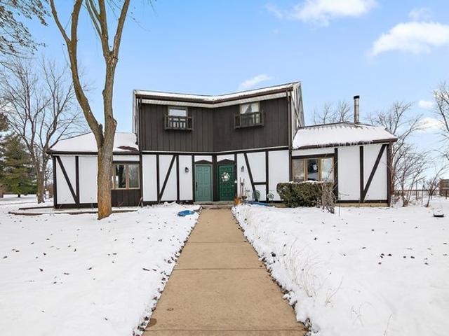 Townhouse for sale in Stelle, Ford County