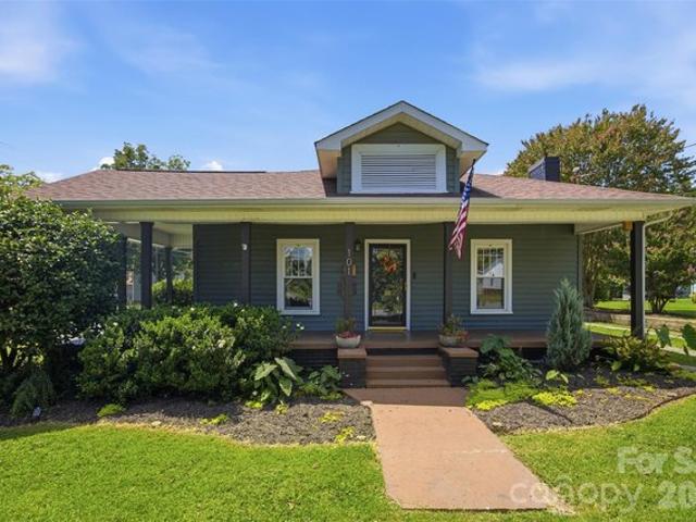 House for sale in Stanley, North Carolina