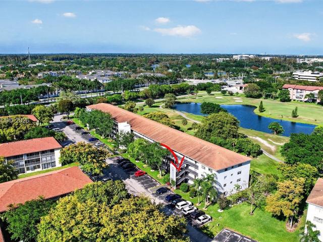 Condo for sale in Pembroke Pines, Florida