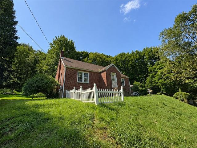 House for sale in Highfield, Butler Township