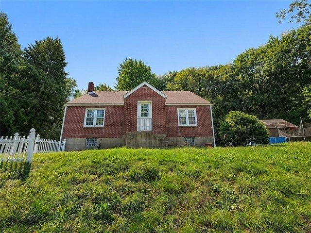 House for sale in Lyndora, Pennsylvania