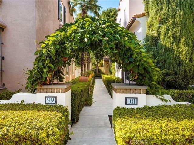 Condo for sale in Myford, Irvine