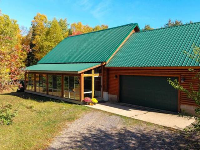 House for sale in Marquette, Marquette County