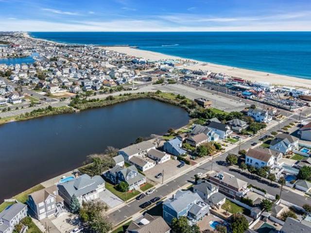 Condo for sale in Point Pleasant Beach, Ocean County