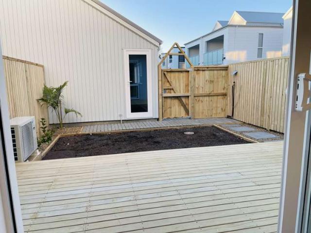 Townhouse for sale in Awhitu