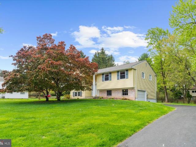 House for sale in Colmar, Pennsylvania