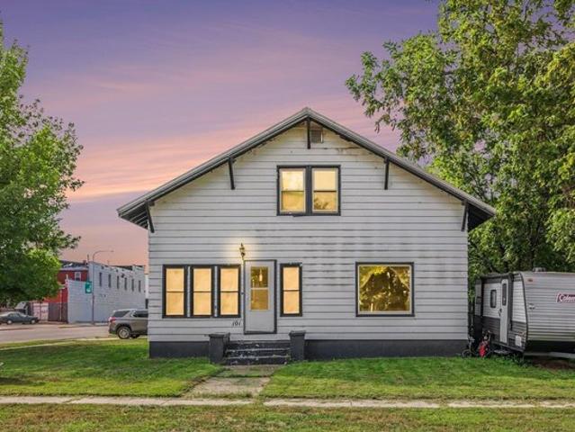 House for sale in Flandreau, Moody County