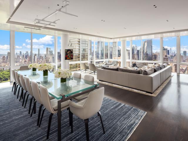 Condo for sale in Manhattan Community Board 7, New York
