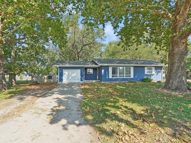 House for sale in Prairie City, Iowa