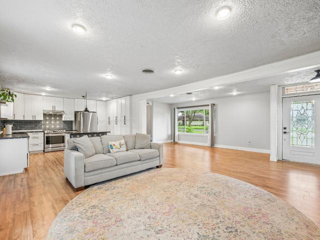 House for sale in Hillcrest, Alvin