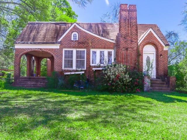 House for sale in San Augustine, Texas
