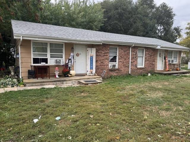 House for sale in Farmer City, Illinois