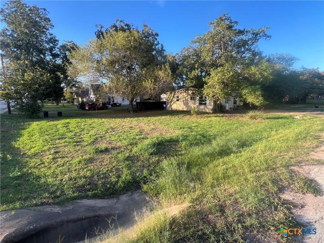 House for sale in Yoakum, DeWitt County
