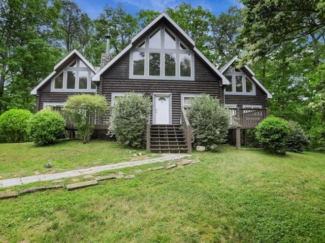 House for sale in Dahlonega, Georgia