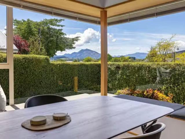 House for sale in Otakou