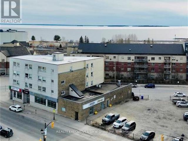 Commercial for rent in North Bay, Ontario