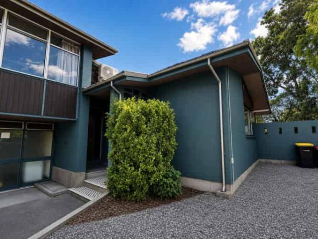 House for rent in Chaslands, Canterbury