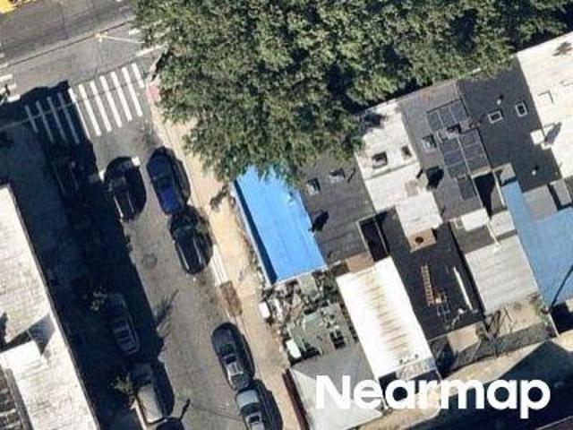 House for sale in Queens, Arverne