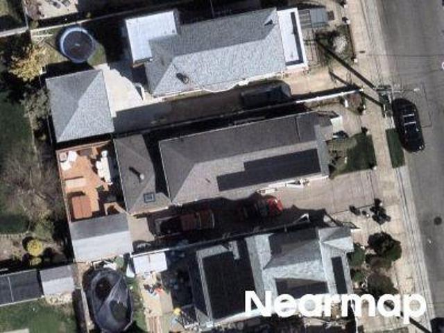 House for sale in Queens, Arverne