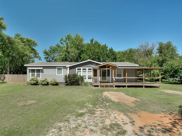 House for sale in Lexington, Oklahoma