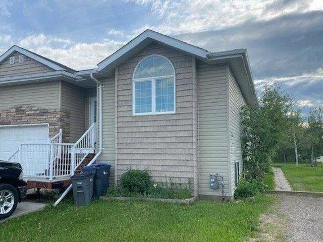 House for sale in Dawson Creek, British Columbia