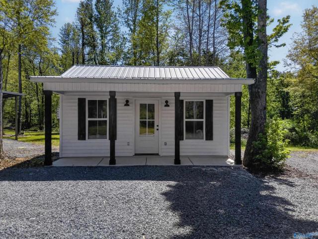 House for sale in Arab, Alabama