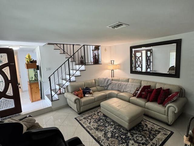 House for sale in Chatsworth Neighborhood Council District, Canoga Park