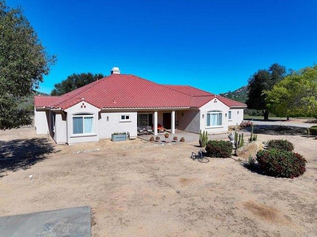 House for sale in Fallbrook, California